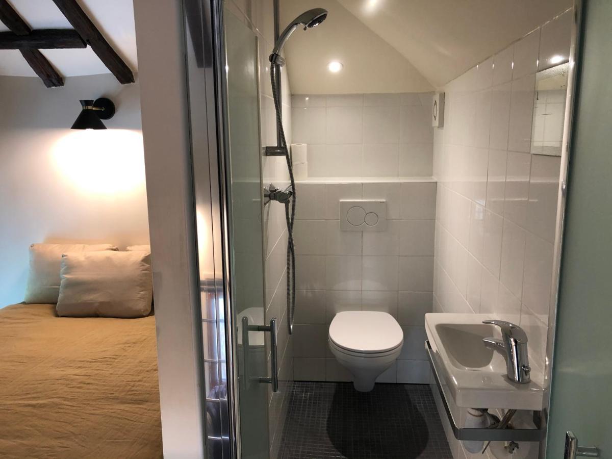 Suites Rive Gauche - Maison Montmartre - Chez Ludo Parigi Esterno foto